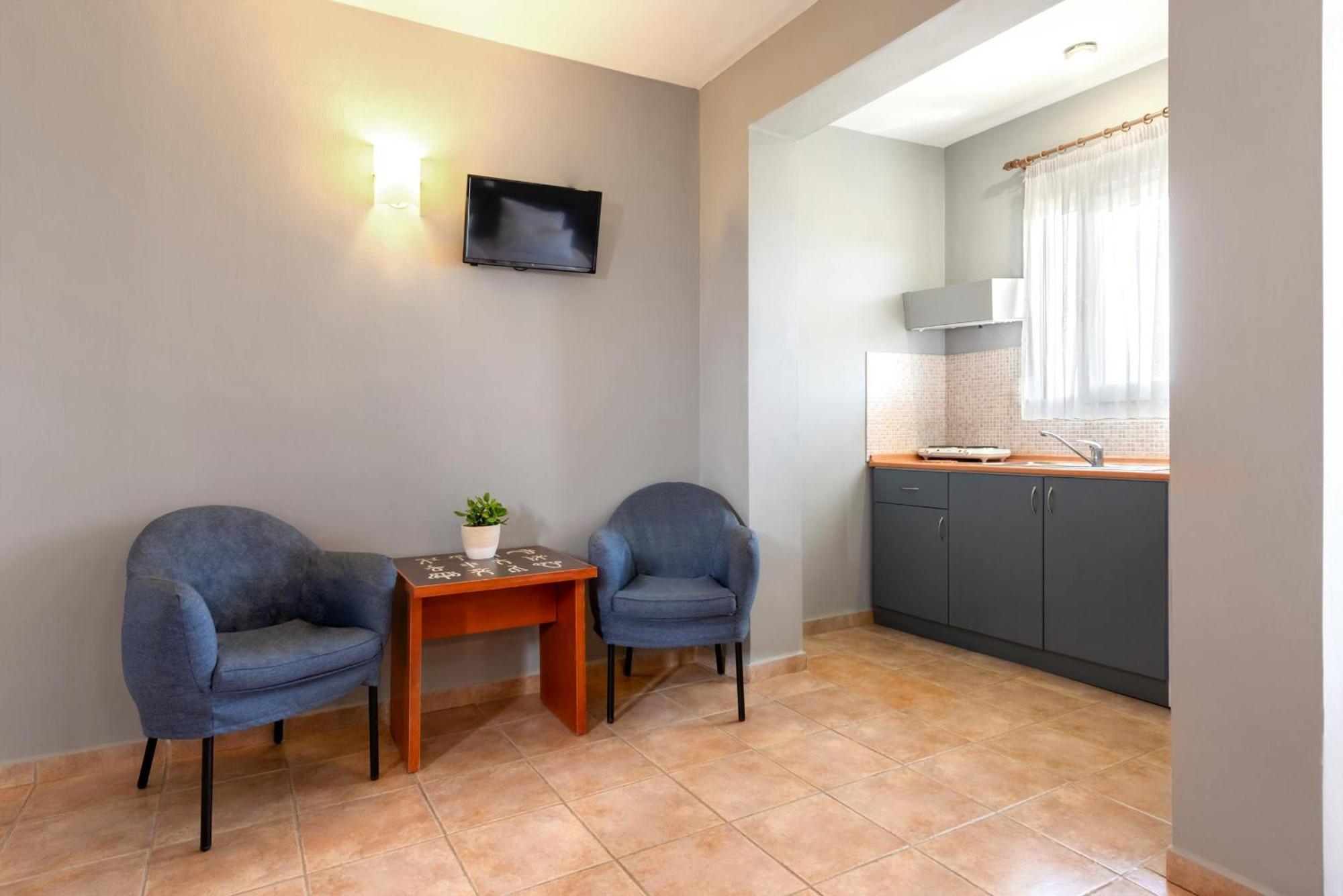 Ampelia Hotel Kassandra Ханиоти Экстерьер фото