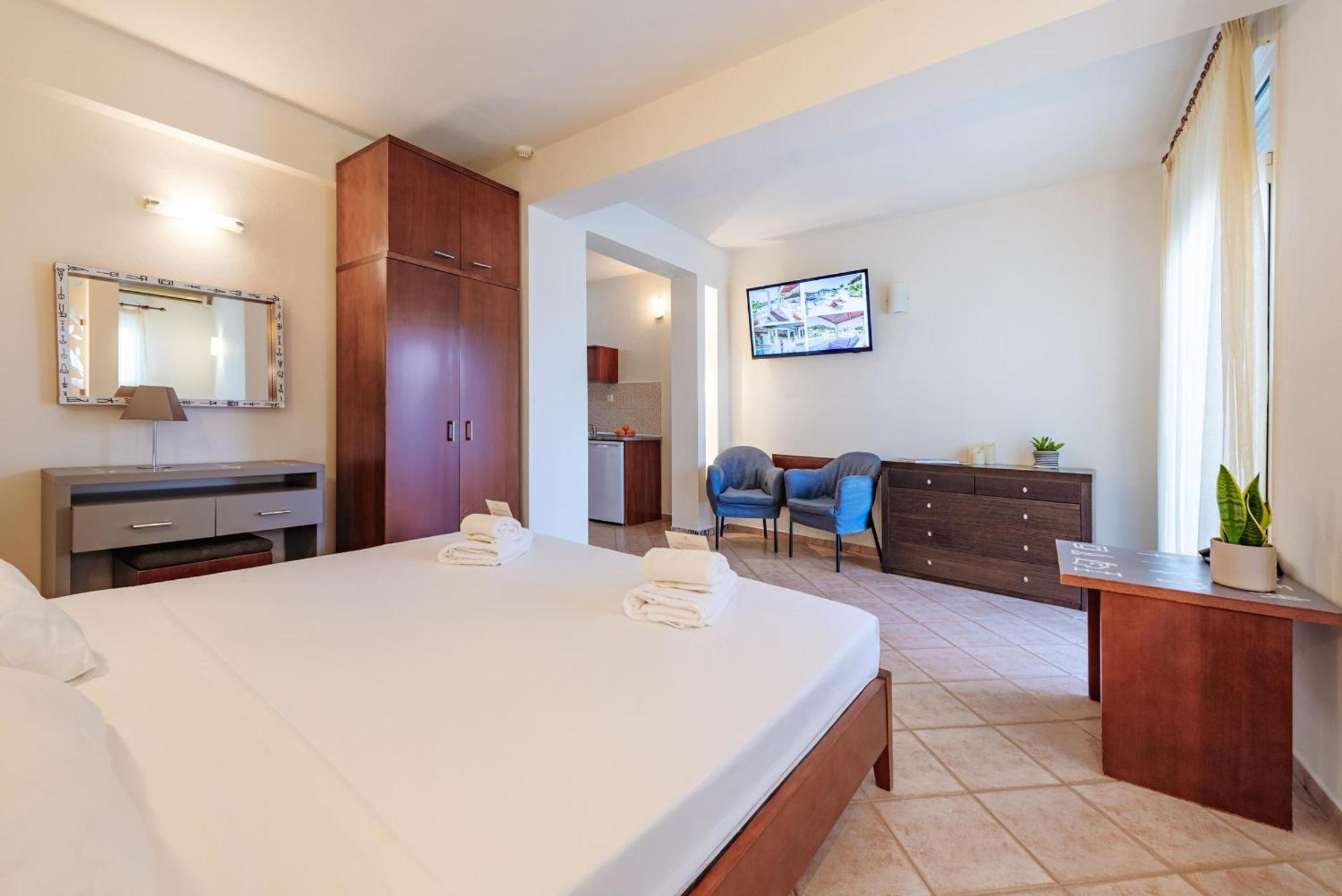 Ampelia Hotel Kassandra Ханиоти Экстерьер фото