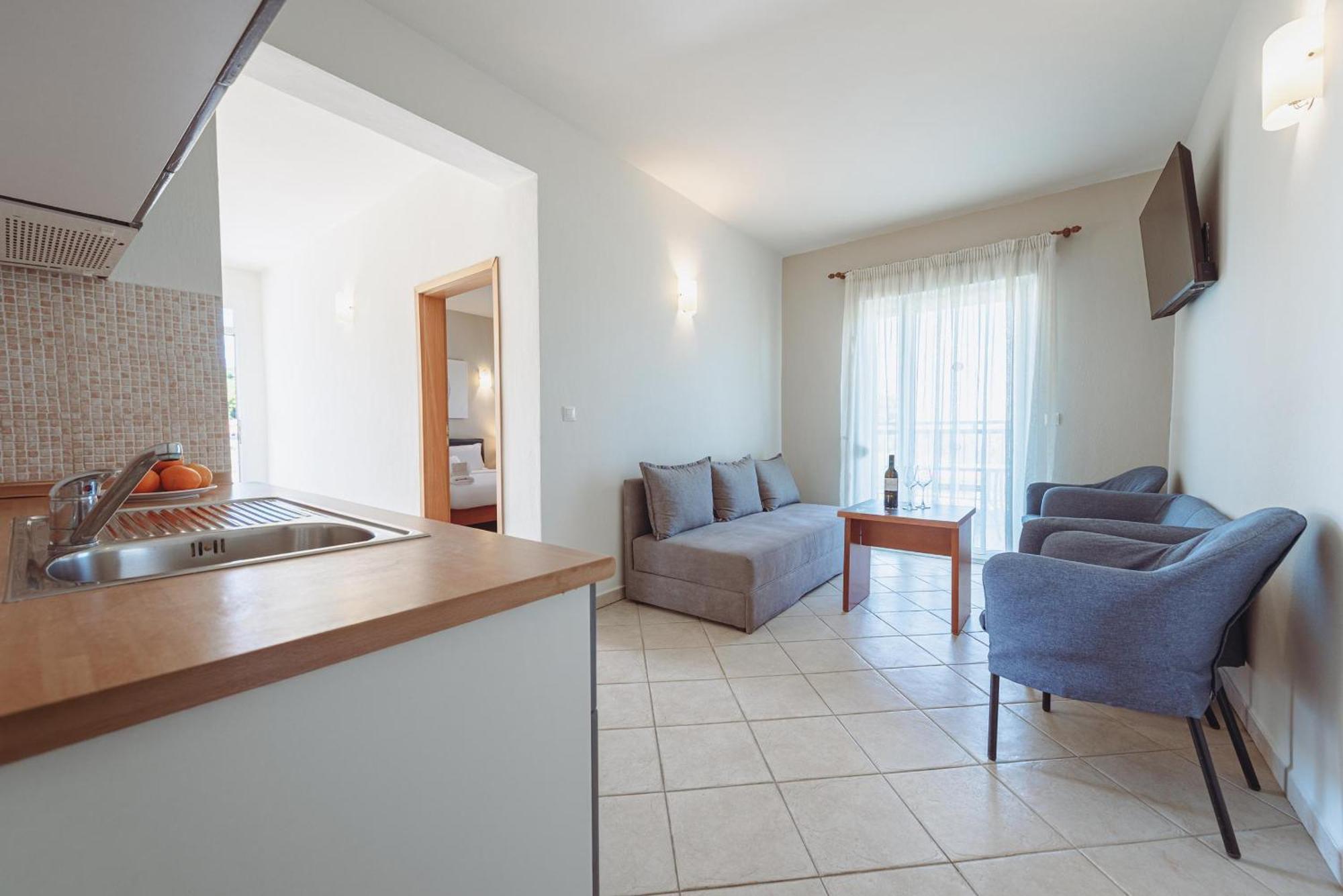 Ampelia Hotel Kassandra Ханиоти Экстерьер фото